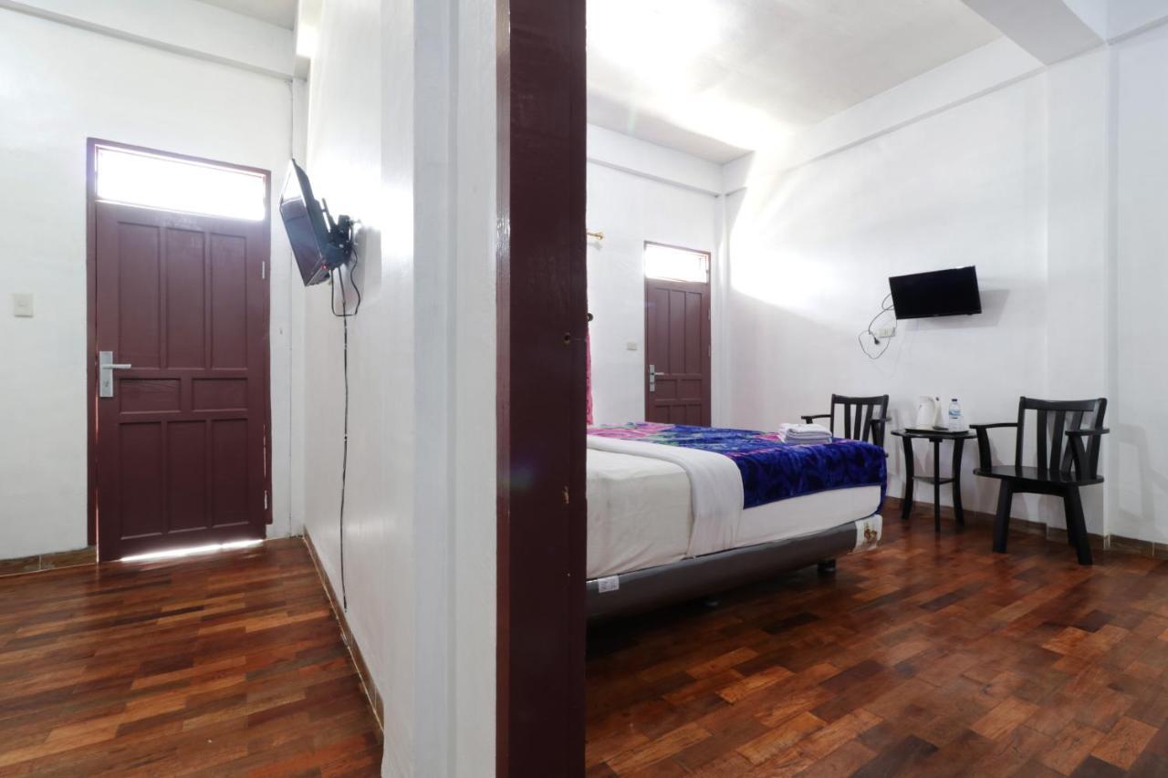 Villa Keluarga Bre Batunanggar ブラスタギ エクステリア 写真