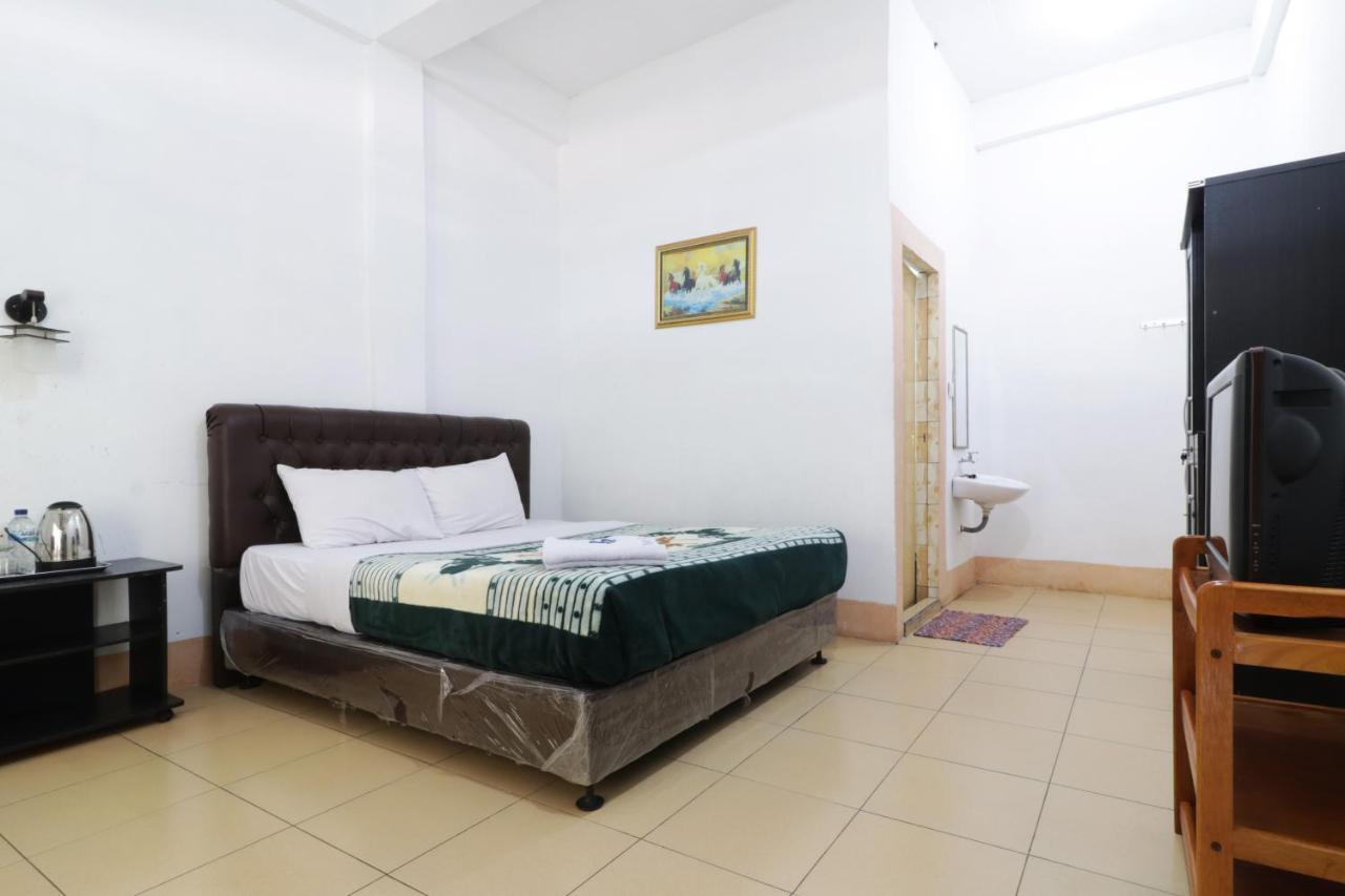 Villa Keluarga Bre Batunanggar ブラスタギ エクステリア 写真